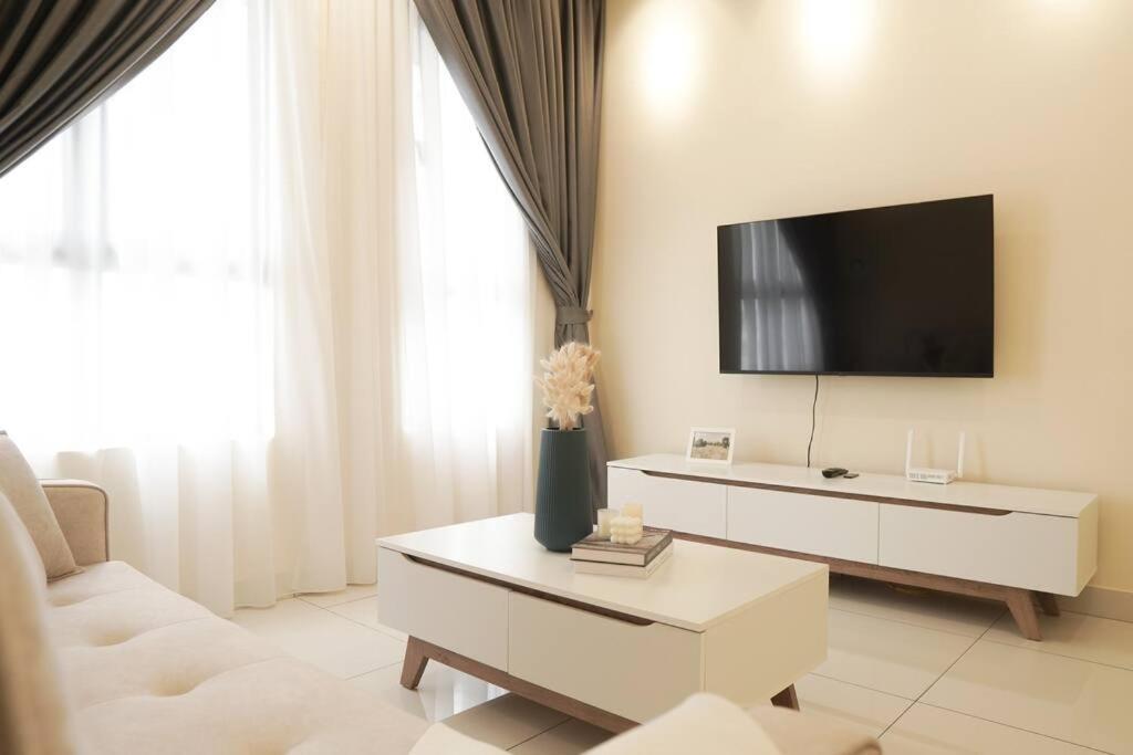 Apartment Resh's Trio